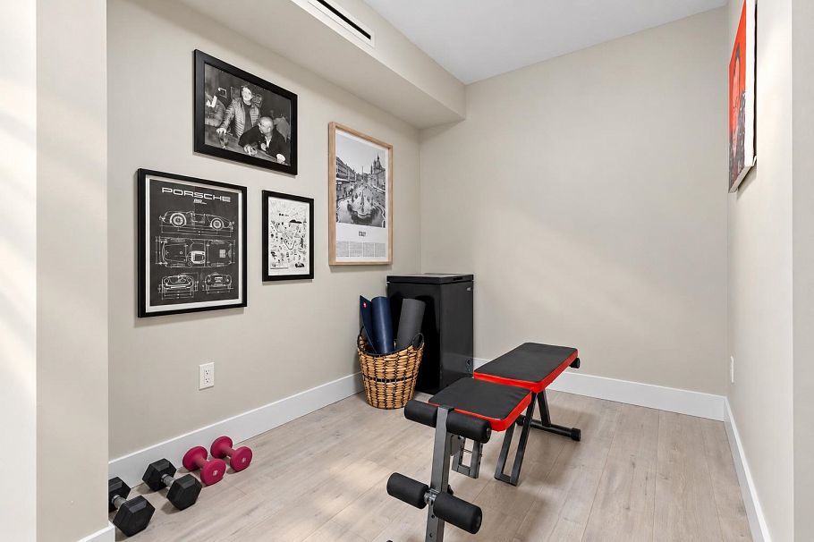 2 233 W 5th Street North Vancouver, BC - 35