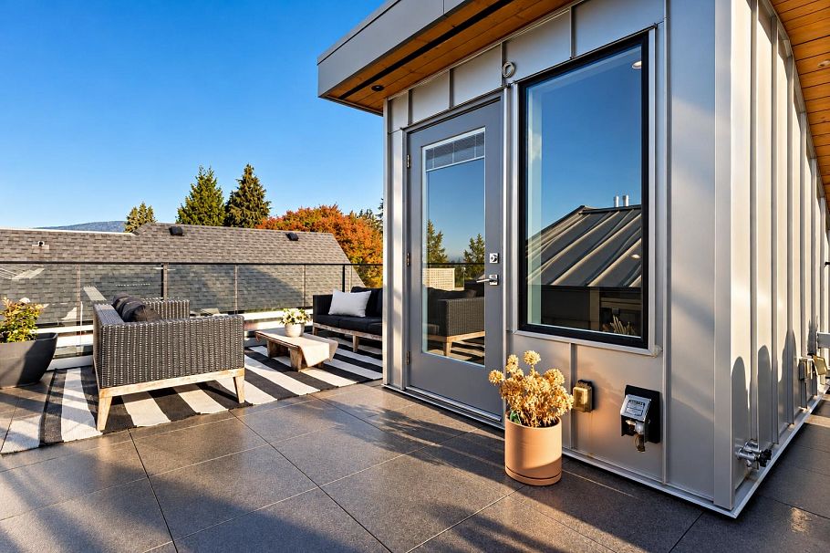 2 233 W 5th Street North Vancouver, BC - 22