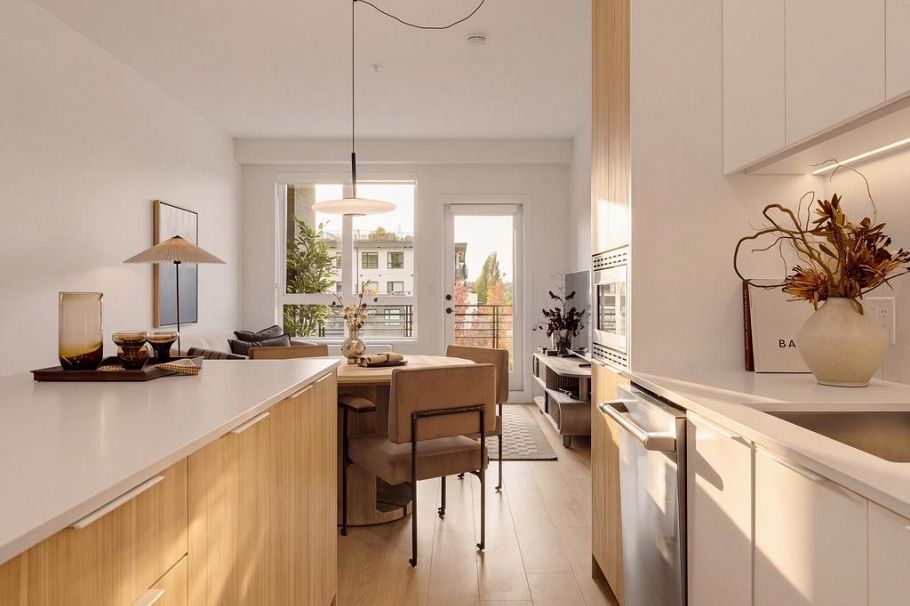 417 2450 Garden Drive Vancouver, BC - 11