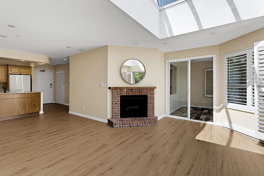 406 525 Wheelhouse Square Vancouver, BC - 8