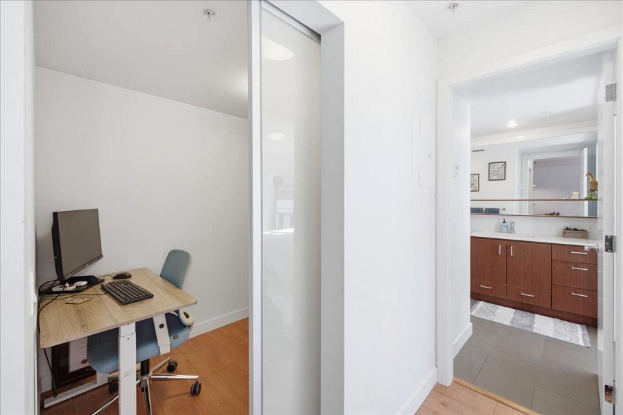 102 221 E 3rd Street North Vancouver, BC - 17