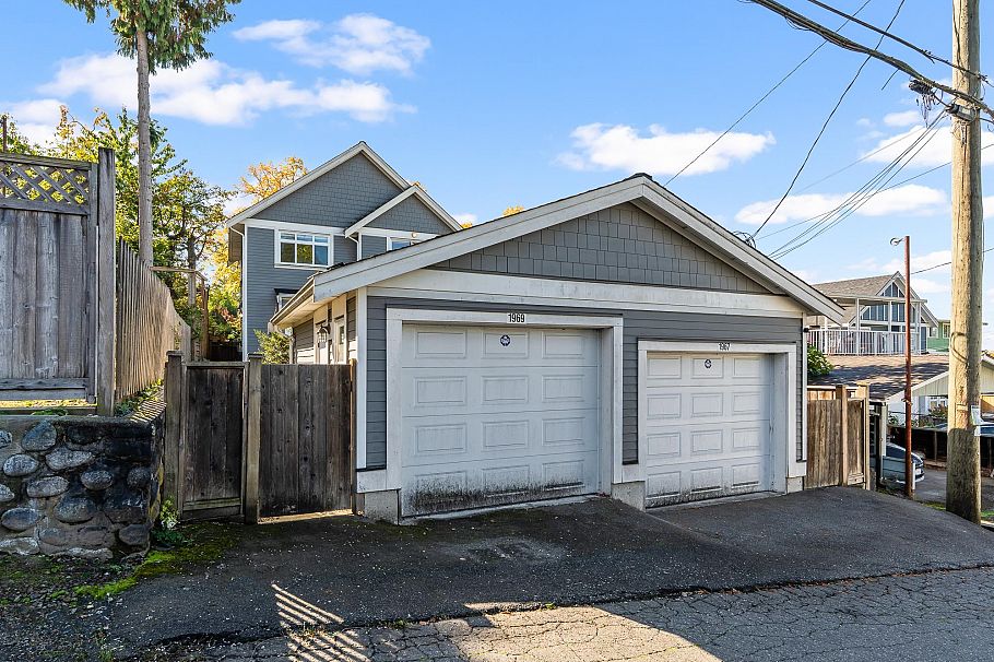 1969 E 5th Avenue Vancouver, BC - 30
