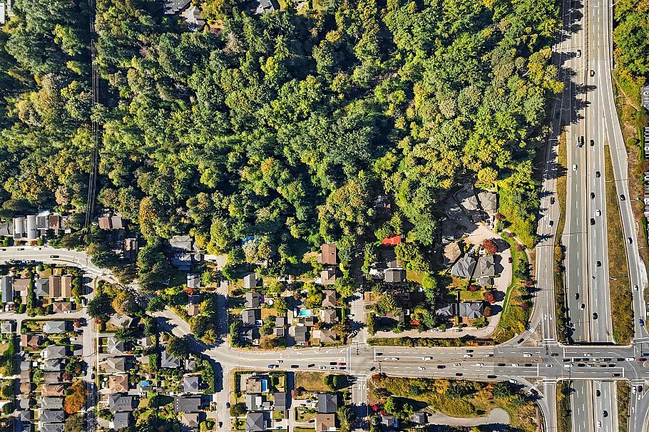 2069 Westview Drive North Vancouver, BC - 40