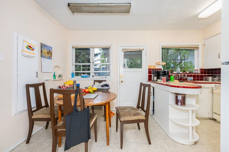 470 W 46th Avenue Vancouver, BC - 17