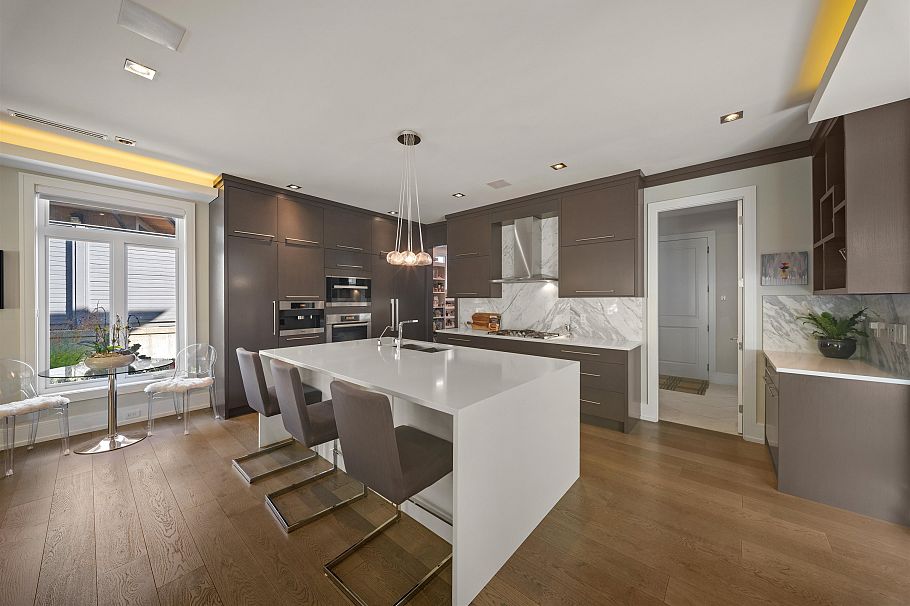 966 Beaumont Drive North Vancouver, BC - 8