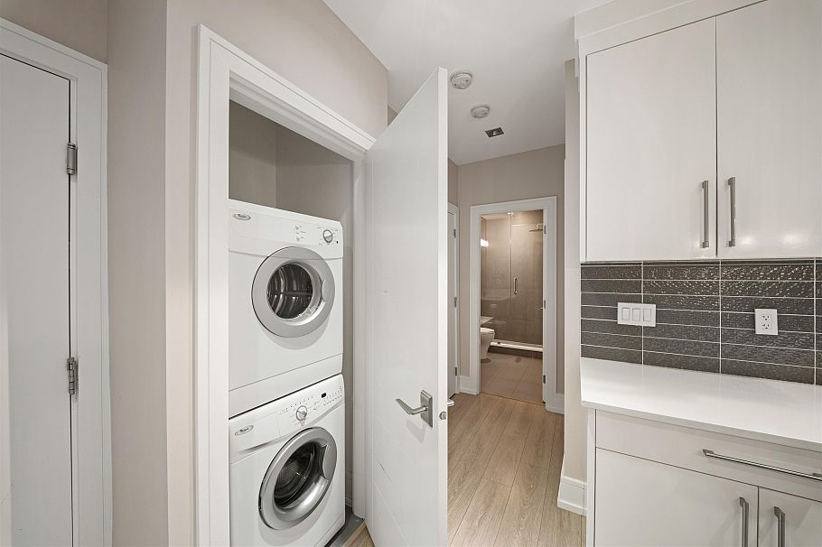 966 Beaumont Drive North Vancouver, BC - 33