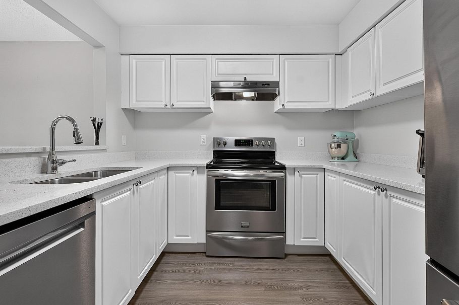 208 2288 W 12th Avenue Vancouver, BC - 6