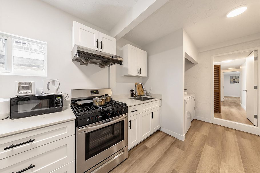 7658 Fremlin Street Vancouver, BC - 32