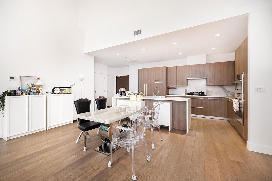 1203 1210 E 27th Street North Vancouver, BC - 25