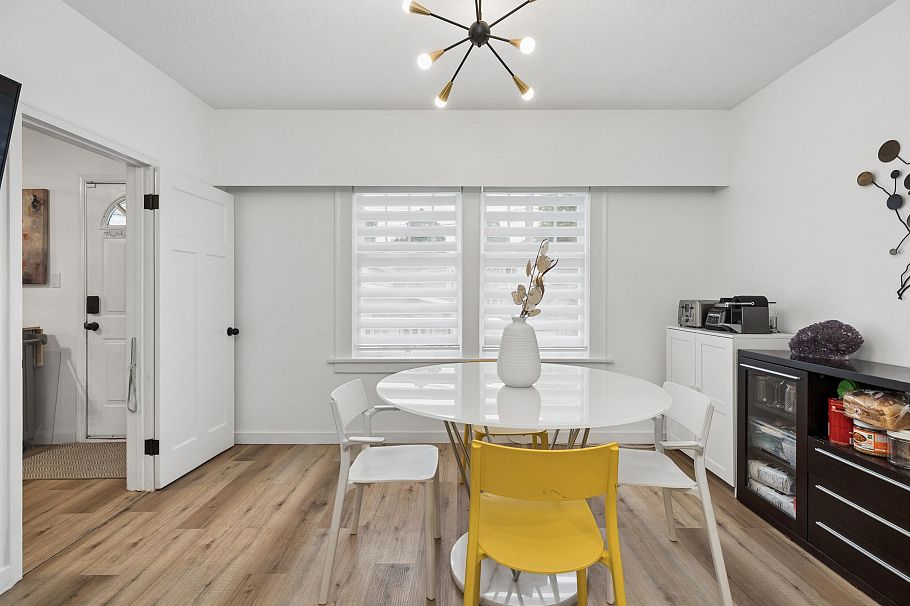 936 W 17th Avenue Vancouver, BC - 6