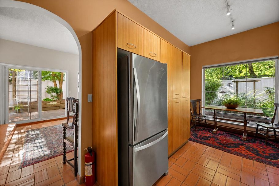 3296 Granville Street Vancouver, BC - 15