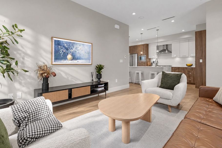 2 233 W 5th Street North Vancouver, BC - 14