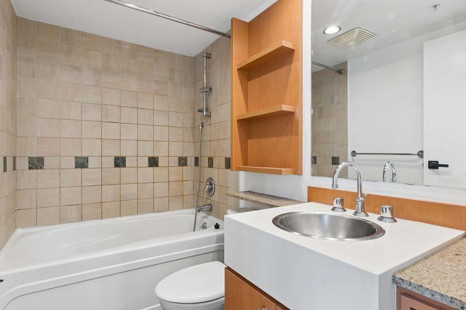 2208 1495 Richards Street Vancouver, BC - 25