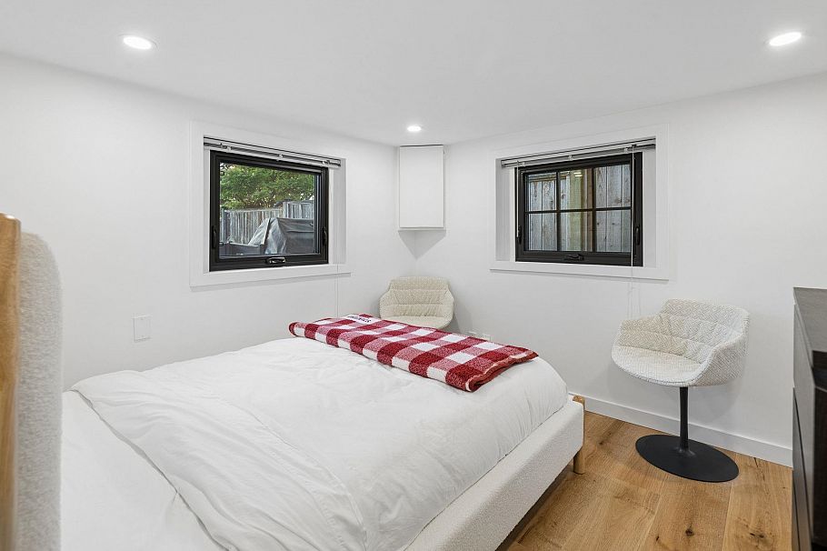 3137 W 24th Avenue Vancouver, BC - 28