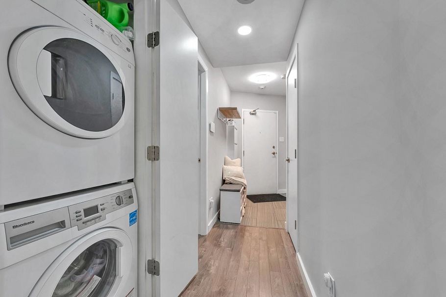 B110 1331 Homer Street Vancouver, BC - 32