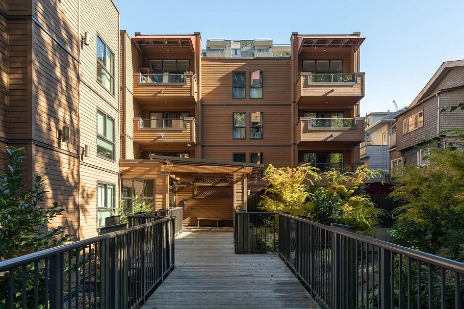 208 1435 Nelson Street Vancouver, BC - 23