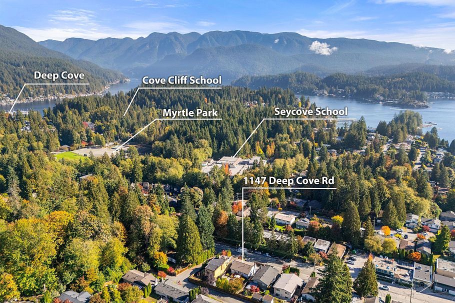 1147 Deep Cove Road North Vancouver, BC - 39