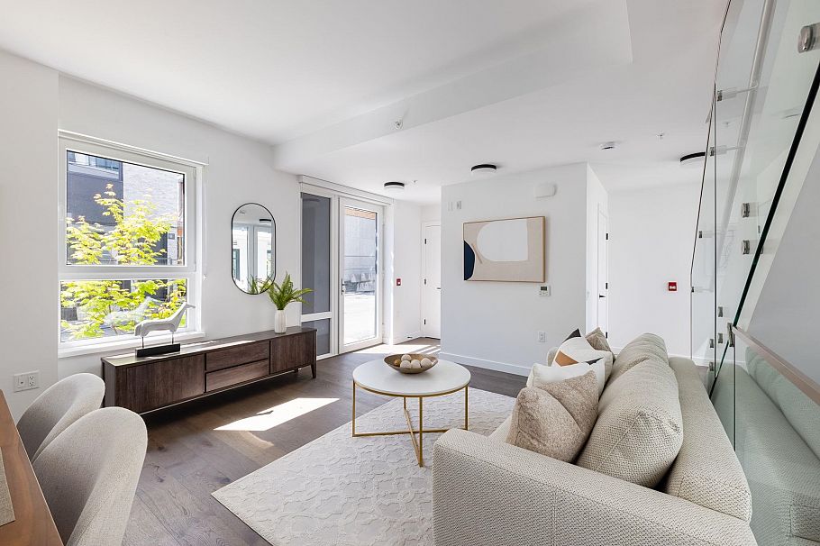 6829 Cambie Street Vancouver, BC - 4