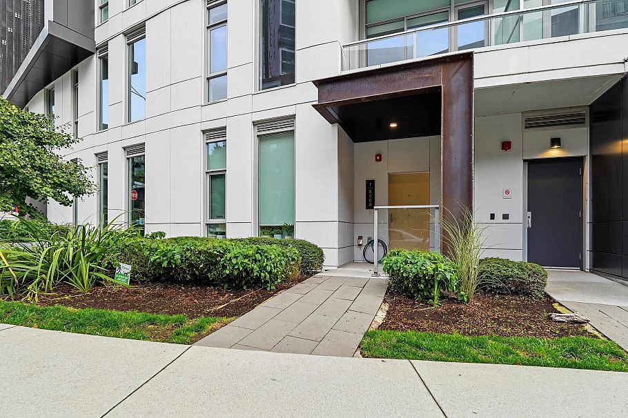 1 8508 Jack Uppal Street Vancouver, BC - 21