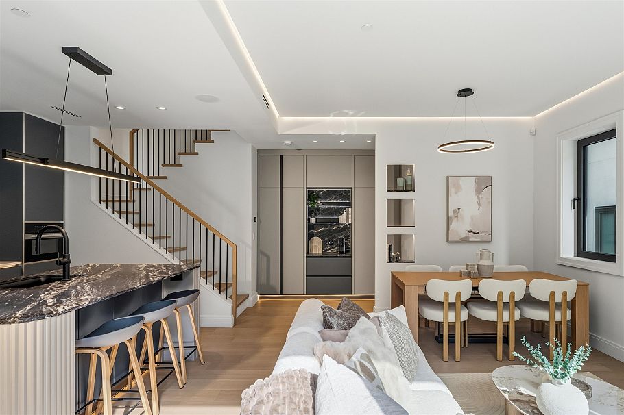 1 1183 W 33rd Avenue Vancouver, BC - 1