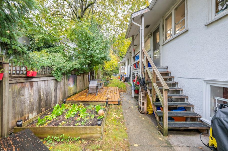 470 W 46th Avenue Vancouver, BC - 31