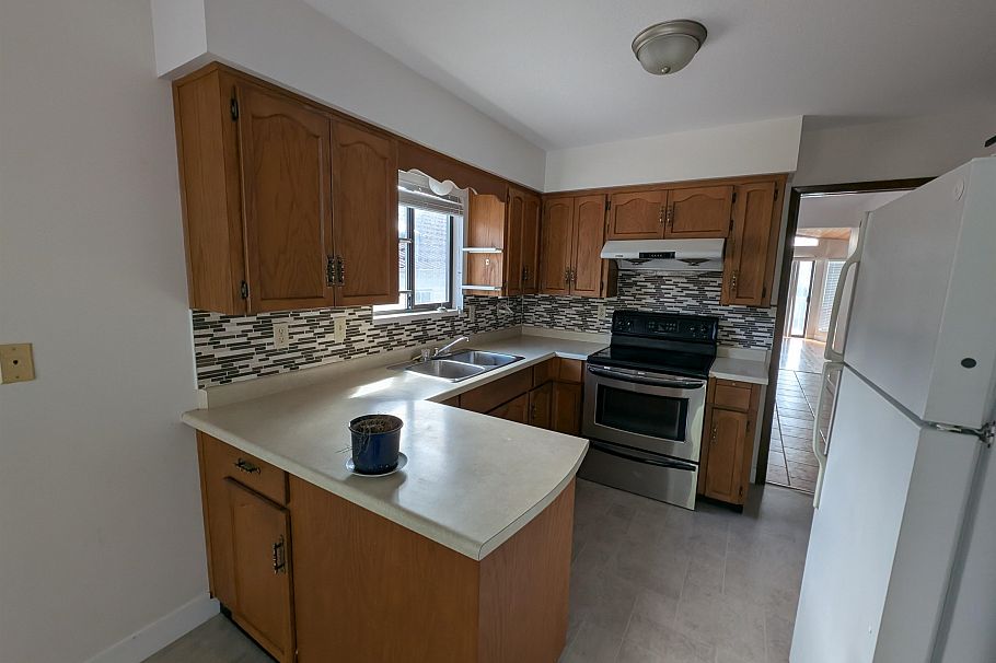 Upper-2759 EUCLID AVENUE, Vancouver BC V5R 5B8 Vancouver, BC - 2