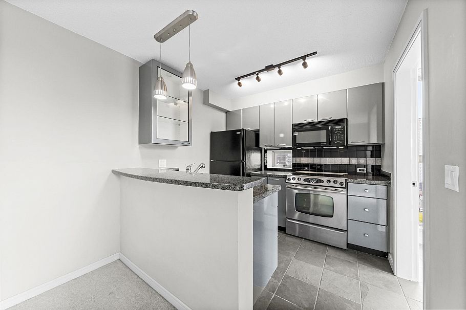 1805 1068 Hornby Street Vancouver, BC - 13