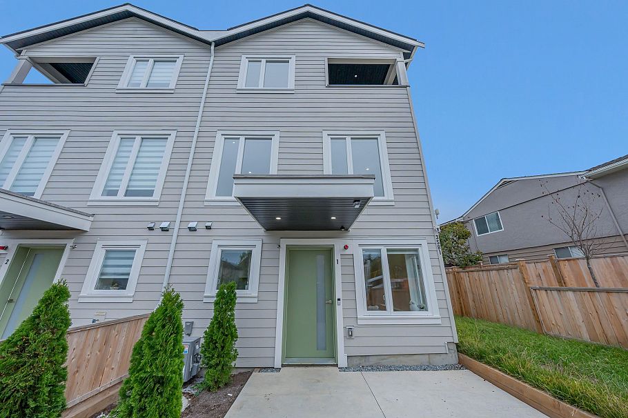 1 3581 Haida Drive Vancouver, BC - 2