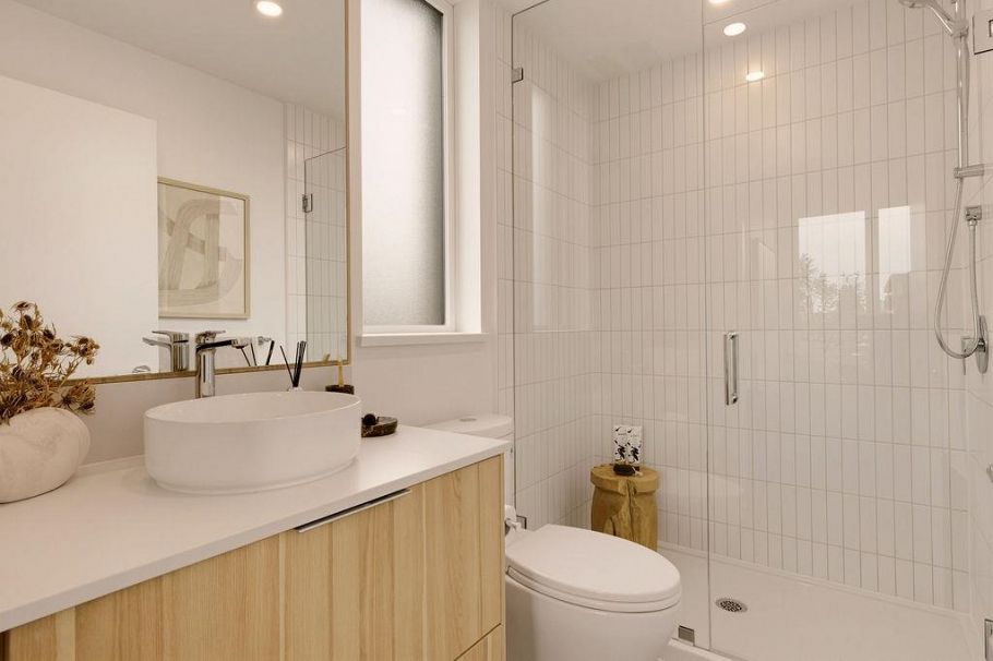 417 2450 Garden Drive Vancouver, BC - 22