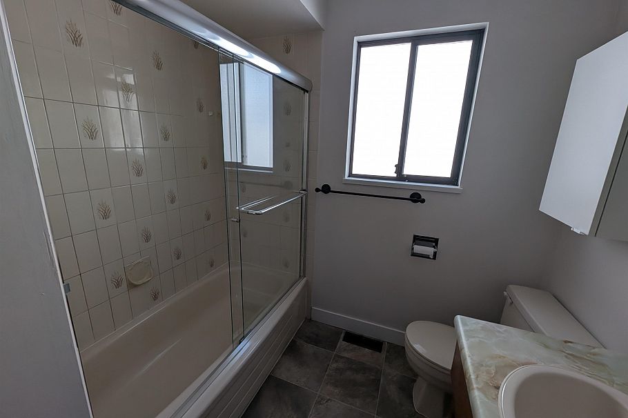 Upper-2759 EUCLID AVENUE, Vancouver BC V5R 5B8 Vancouver, BC - 14