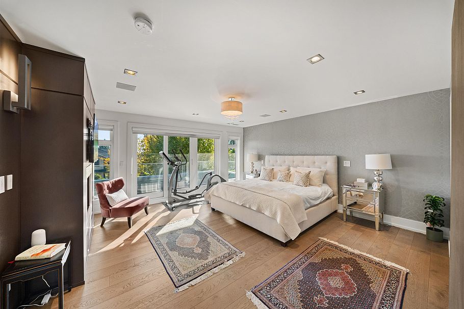 966 Beaumont Drive North Vancouver, BC - 22