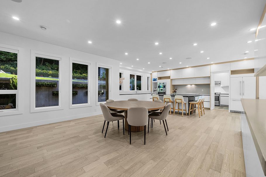 4324 Glencanyon Drive North Vancouver, BC - 17