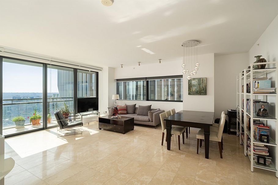 3403 838 W Hastings Street Vancouver, BC - 2