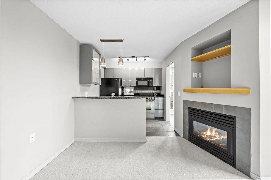 1805 1068 Hornby Street Vancouver, BC - 14