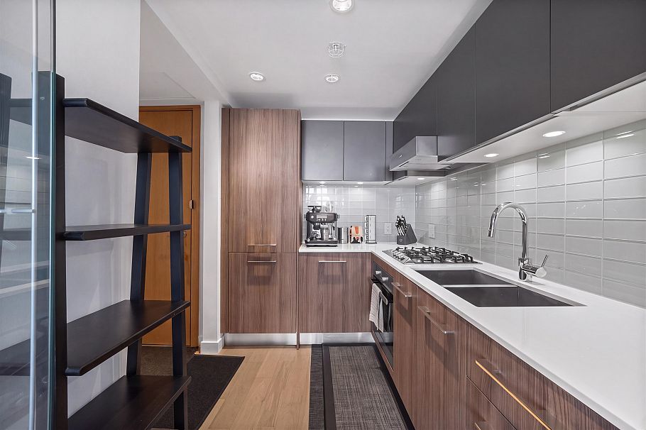 603 4638 Gladstone Street Vancouver, BC - 7