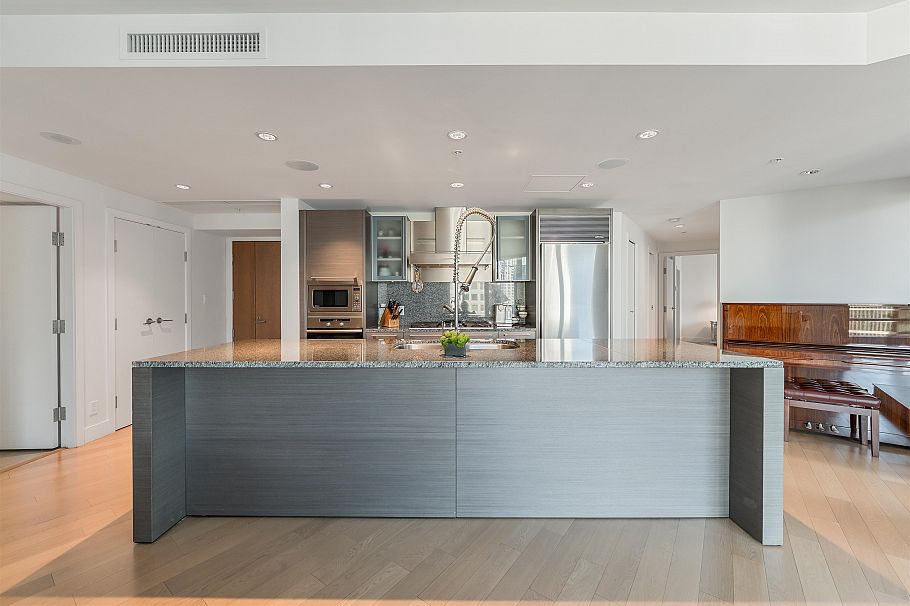 1809 1111 Alberni Street Vancouver, BC - 3