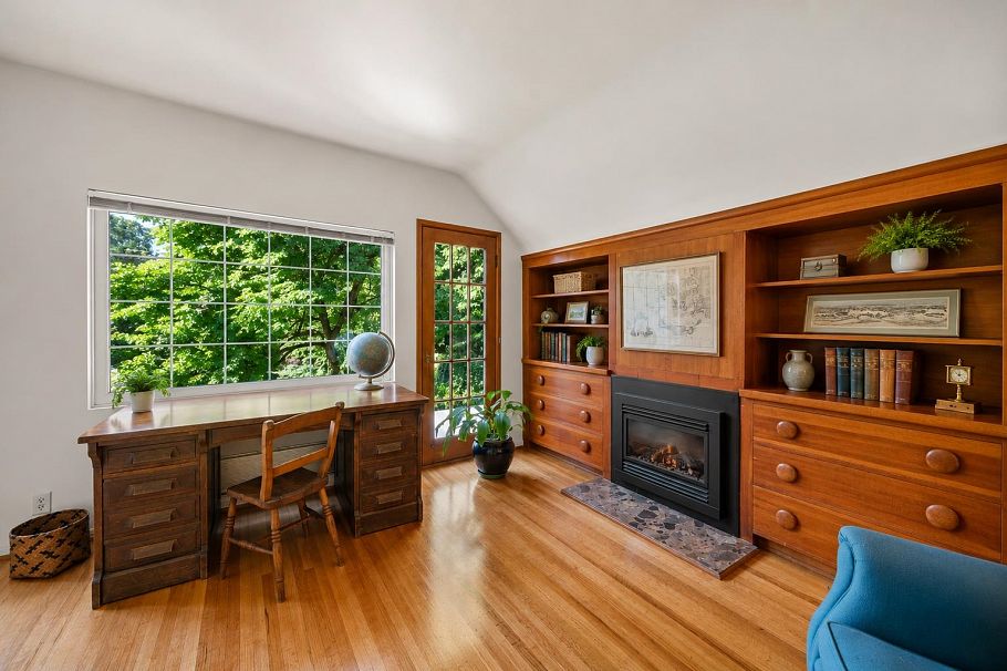 3296 Granville Street Vancouver, BC - 31
