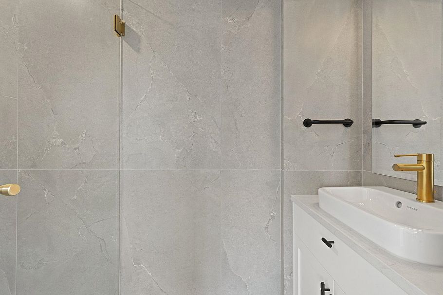 1 326 W 14th Street North Vancouver, BC - 10