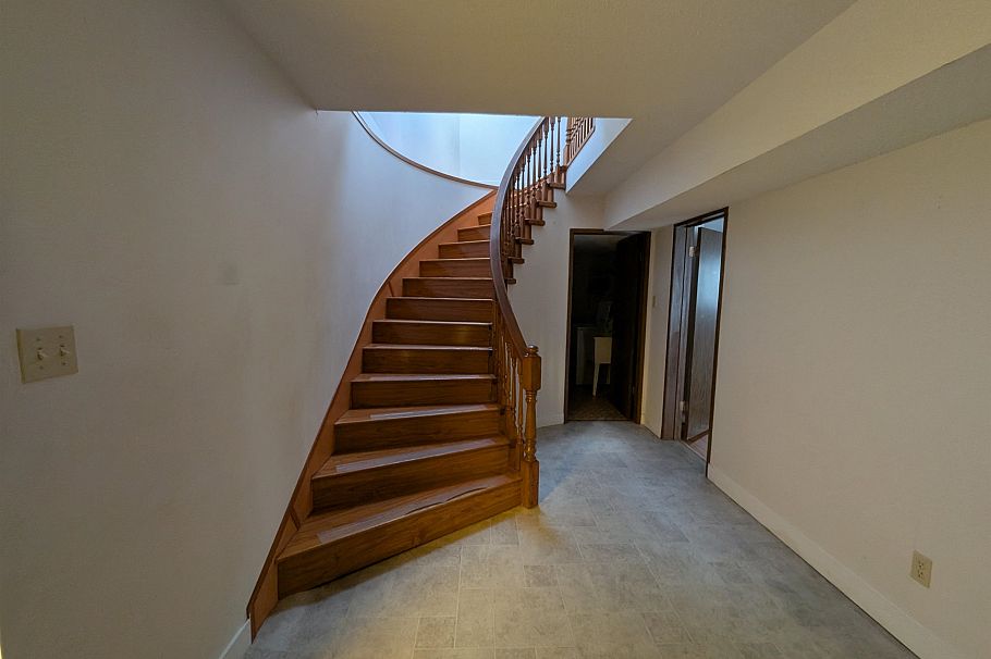 Upper-2759 EUCLID AVENUE, Vancouver BC V5R 5B8 Vancouver, BC - 8