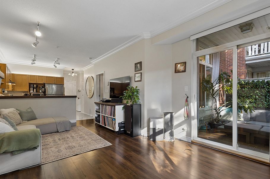 101 1675 W 10th Avenue Vancouver, BC - 10