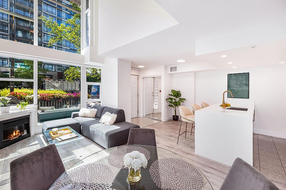 TH8 168 E Esplanade Avenue North Vancouver, BC - 7