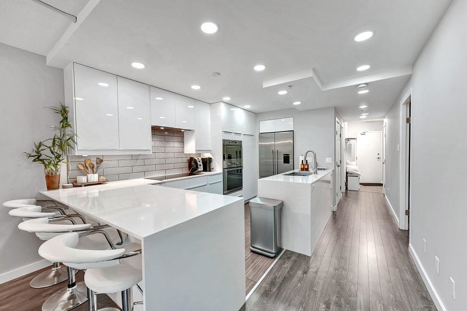 B110 1331 Homer Street Vancouver, BC - 2