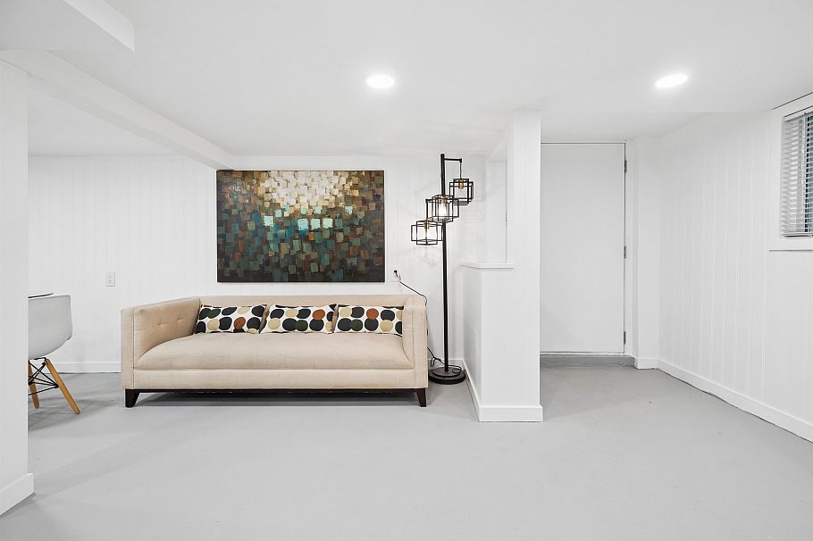 936 W 17th Avenue Vancouver, BC - 26