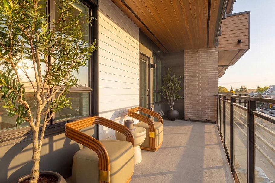 417 2450 Garden Drive Vancouver, BC - 25