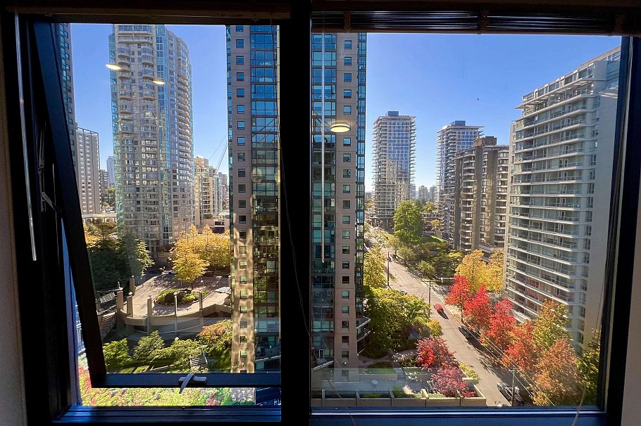 1113 1333 W Georgia Street Vancouver, BC - 6