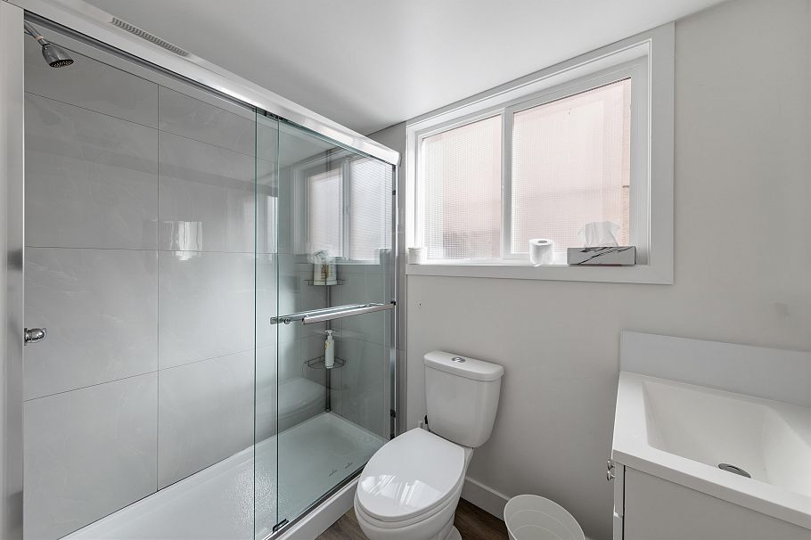 7658 Fremlin Street Vancouver, BC - 29