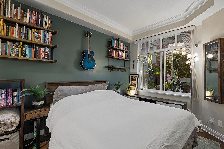 101 1675 W 10th Avenue Vancouver, BC - 18