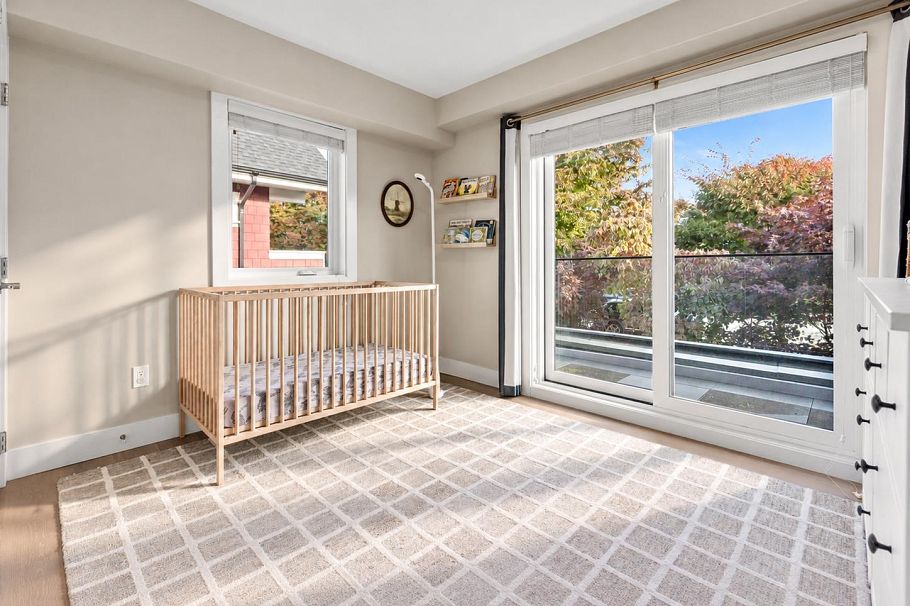 2 233 W 5th Street North Vancouver, BC - 19