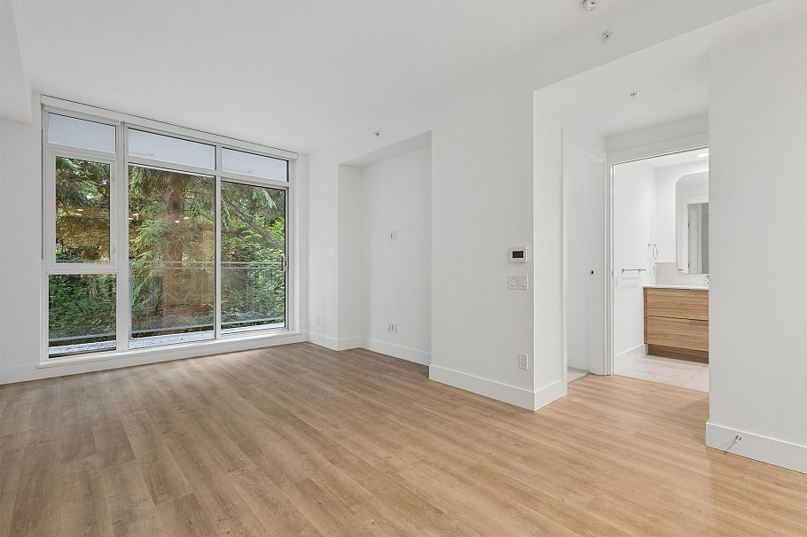 208 2375 Emery Court North Vancouver, BC - 7