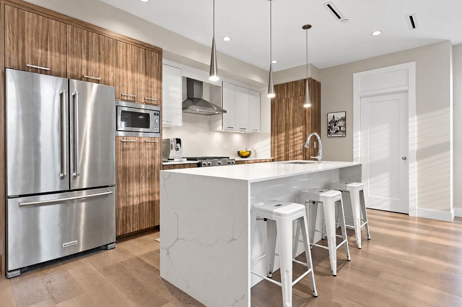 2 233 W 5th Street North Vancouver, BC - 9